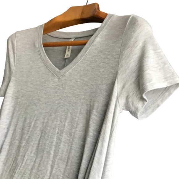 Zenana Premium Grey Stretch V-neck Pocket Tunic - Picture 5 of 9